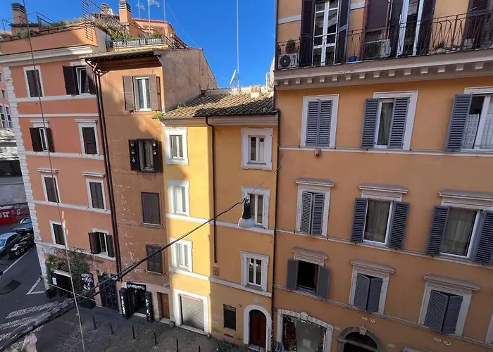 Boutique Signature Suite In The Heart Of Ancient Rome