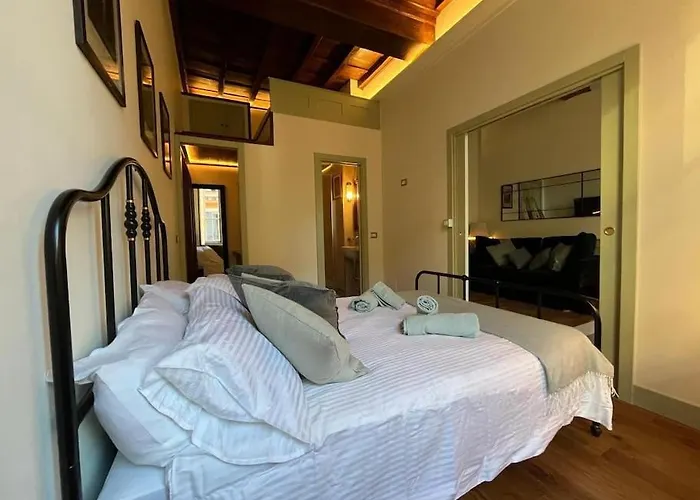 Boutique Signature Suite In The Heart Of Ancient Rome